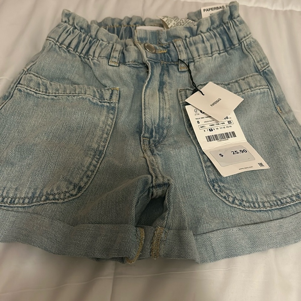 zara blue jean shorts size 8, new